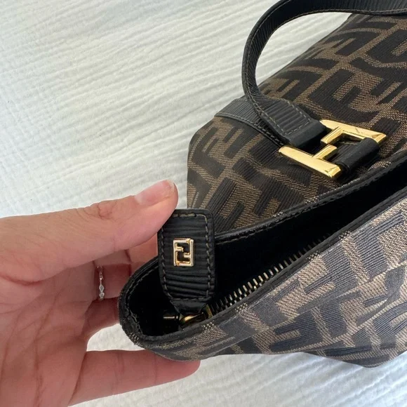 Authentic Fendi Zucca Bag FF Monogram Vintage - Picture 8 of 11